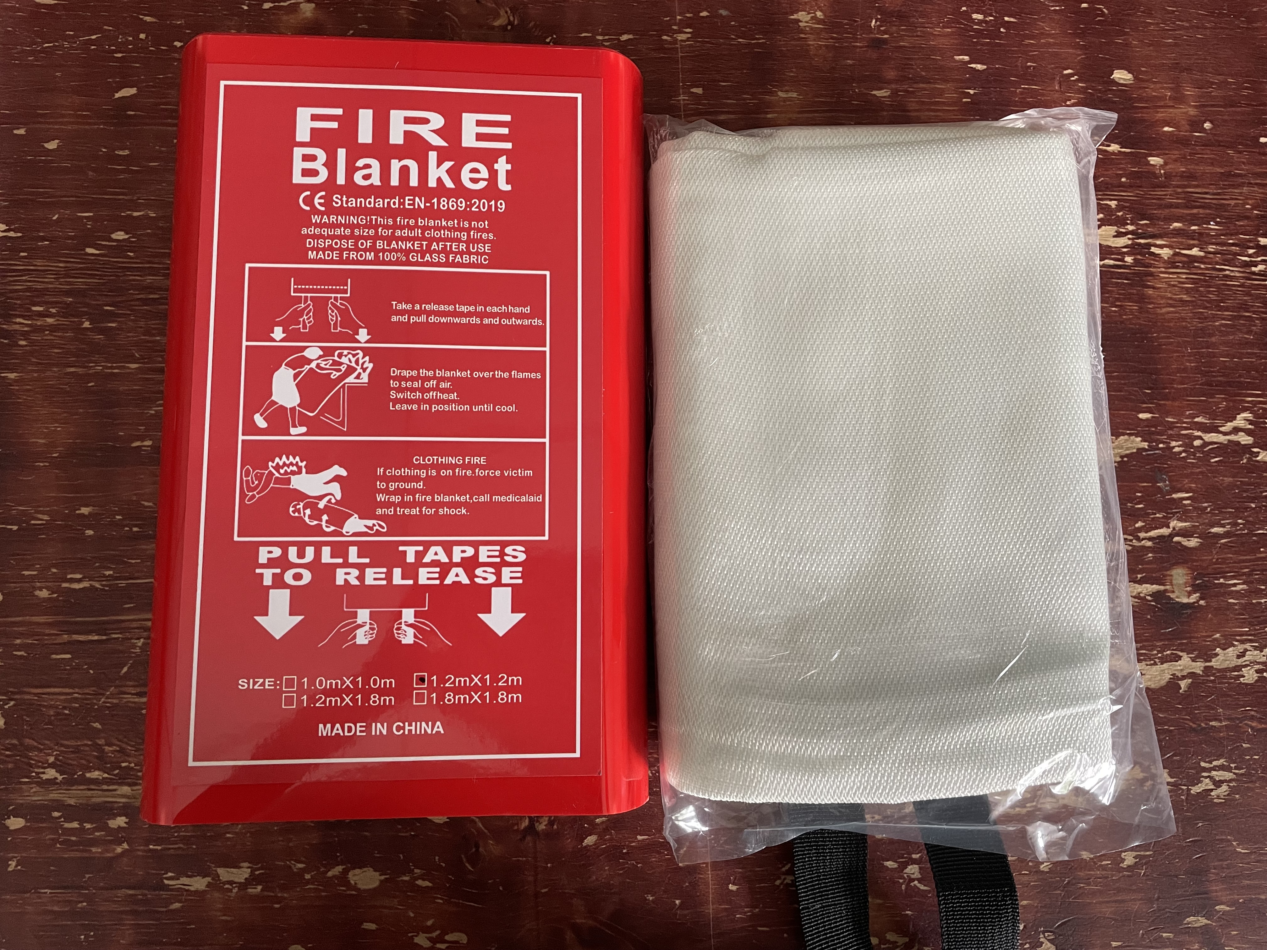 Apakah perbezaan antara selimut api kimpalan dan selimut kebakaran biasa?