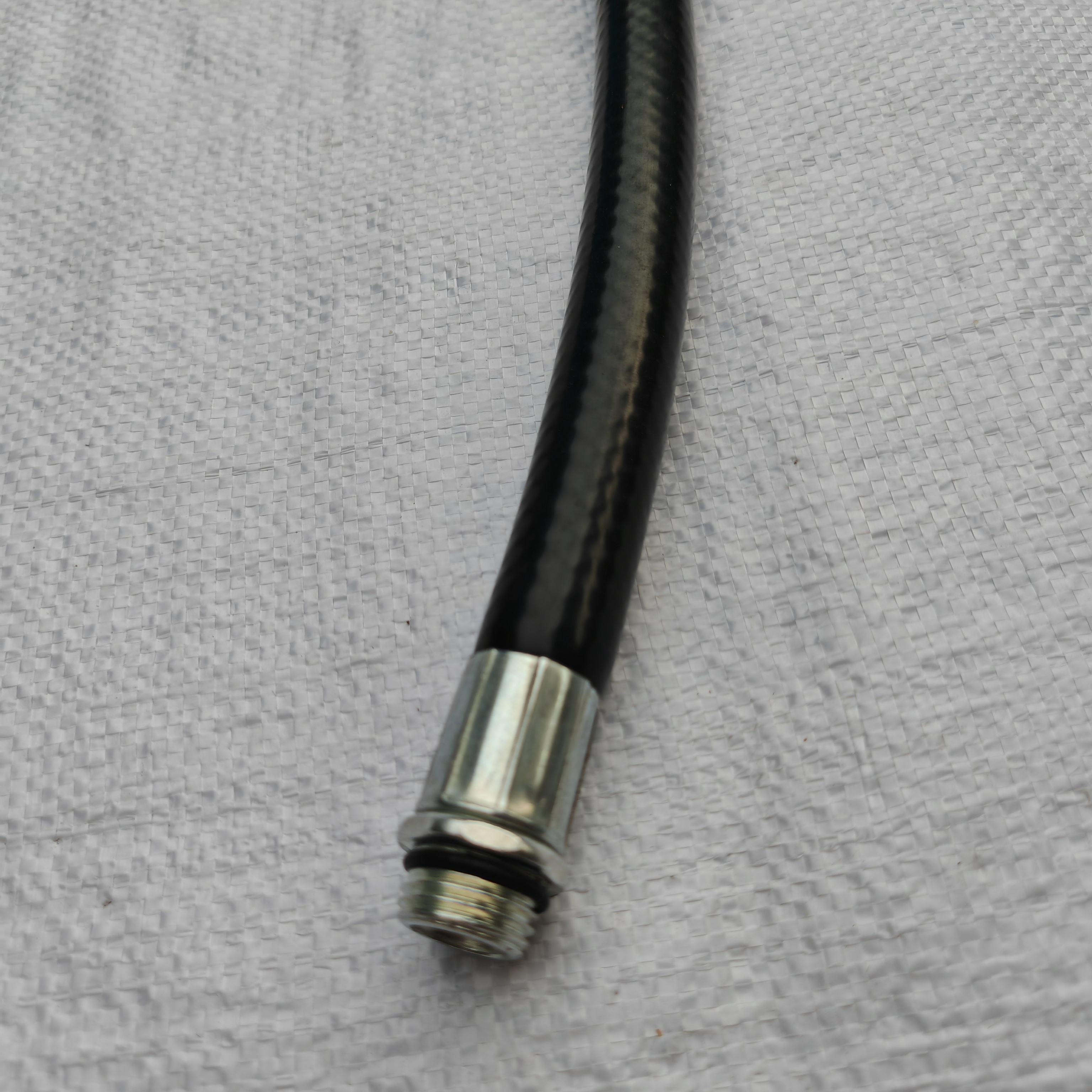 Peralatan pemadam kebakaran pemadam kebakaran dengan tiub semburan serbuk dan aksesori hos kulit